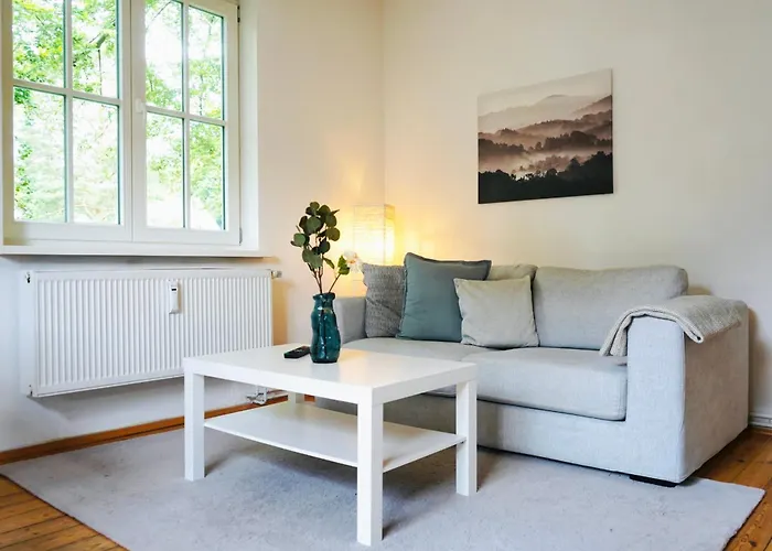 Gemuetliche Ferienunterkunft Mit Blick Ins Gruene Apartamento Wolfsburgo
